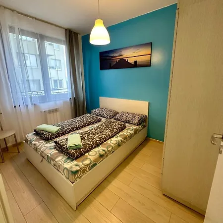 Marina 2 Bedrooms&parking Daire